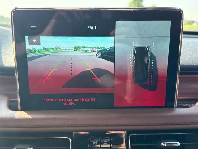 Used 2022 Lincoln Aviator Grand Touring w/ Equipment Group 301A AWD/4WD image 34
