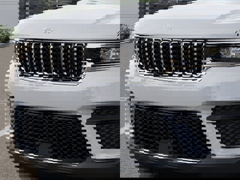 New 2026 Jeep Grand Cherokee Laredo X image 11