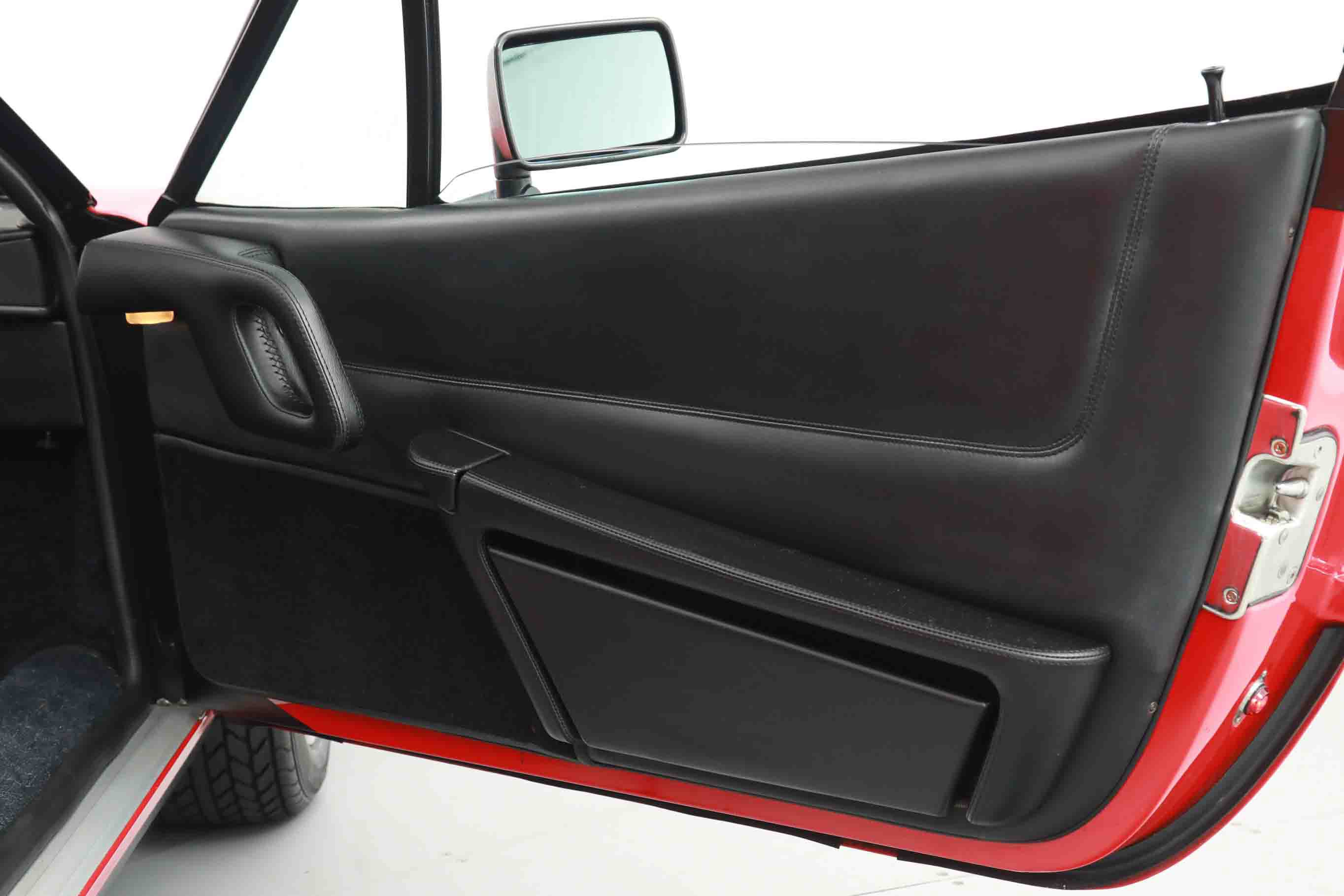 Used 1989 Ferrari 328 GTS RWD image 19