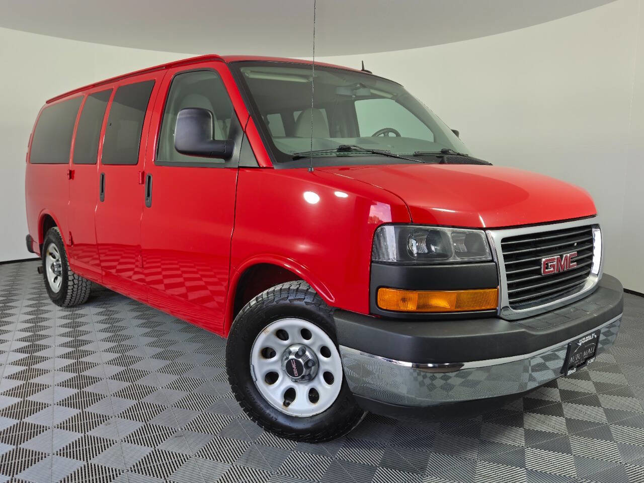 Used 2014 GMC Savana 1500 LT w/ LT Preferred Equipment Group