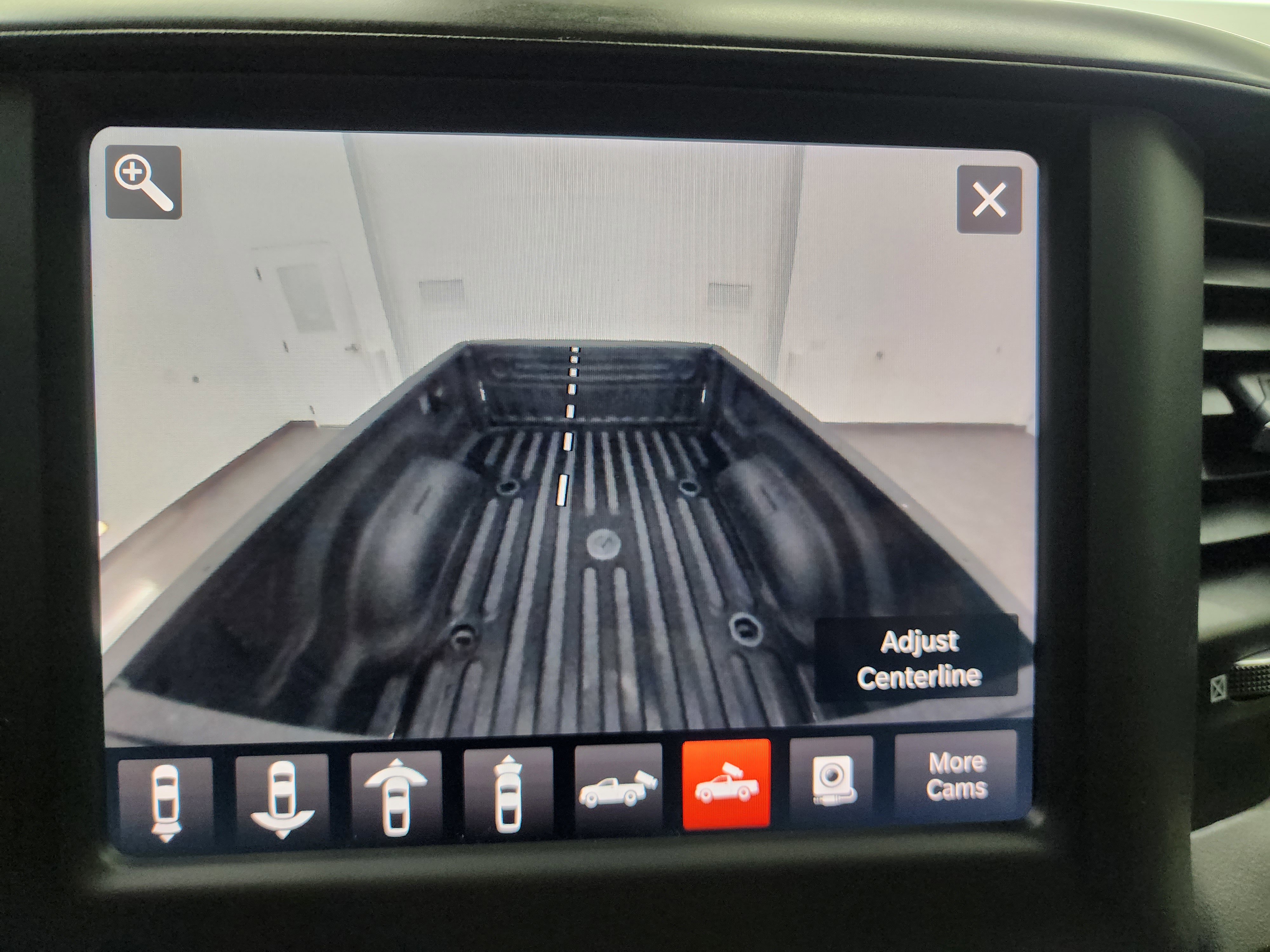 Used 2023 RAM 2500 Big Horn w/ Night Edition image 18