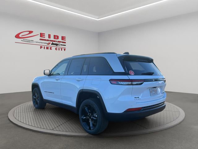 New 2025 Jeep Grand Cherokee Limited image 3