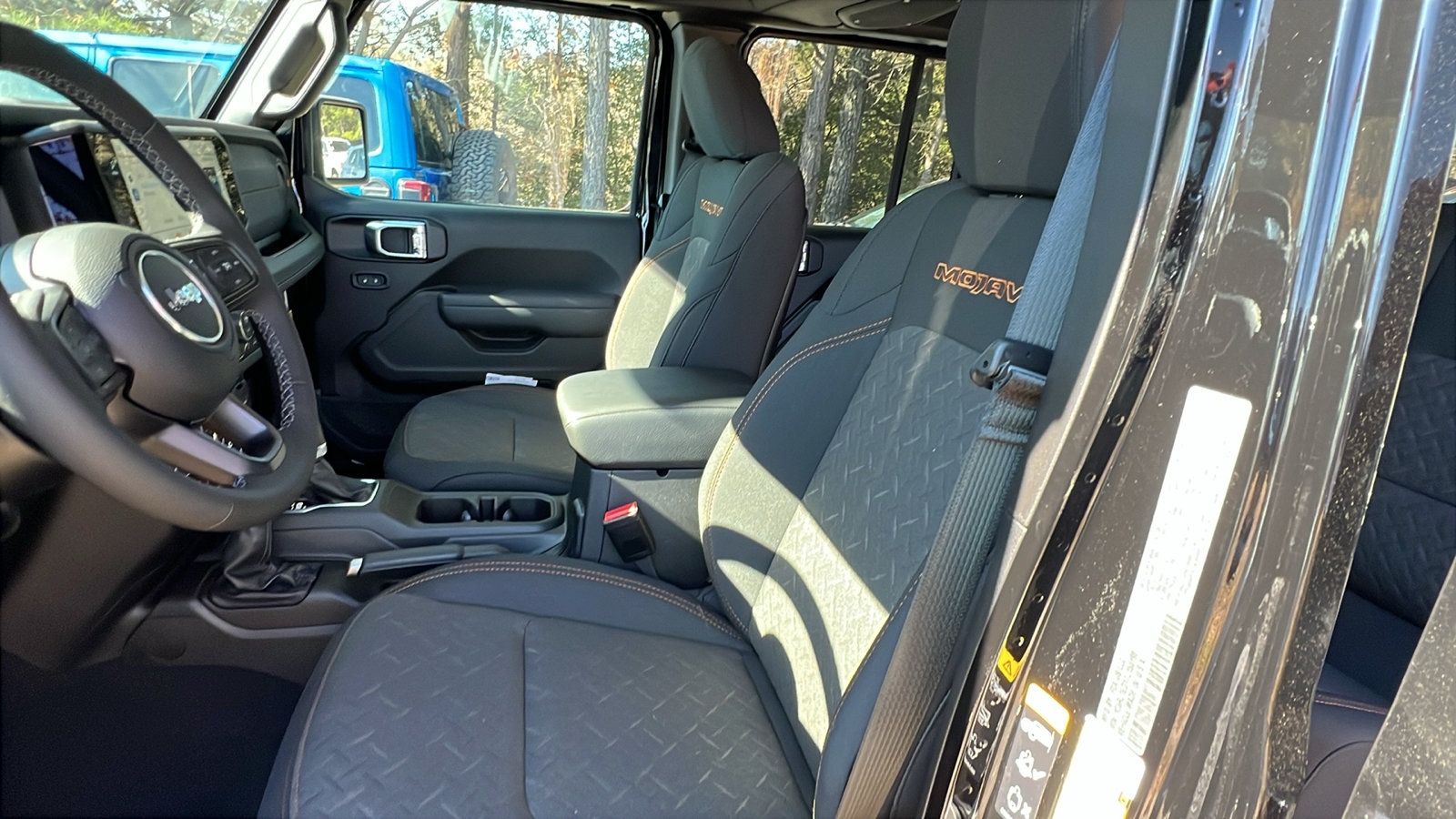 New 2026 Jeep Gladiator Mojave w/ Safety Group AWD/4WD image 17