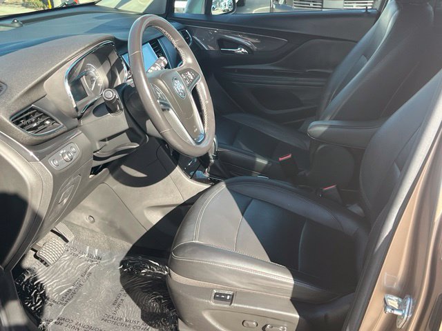 Used 2018 Buick Encore Premium w/ Experience Buick Package FWD image 12