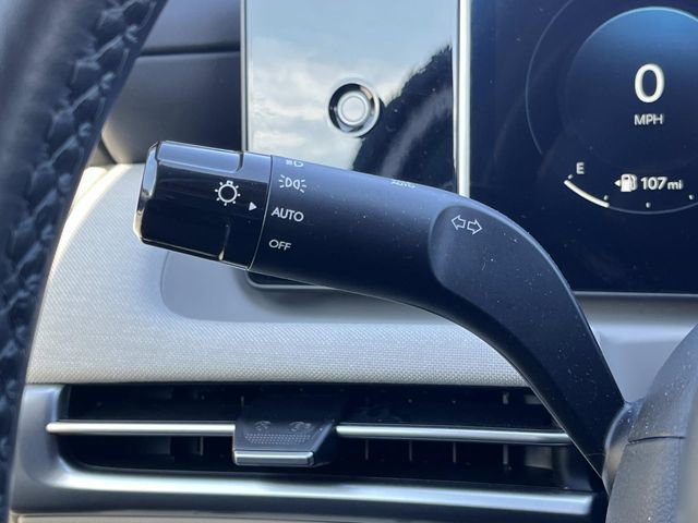 Certified 2025 Hyundai Tucson Limited image 33