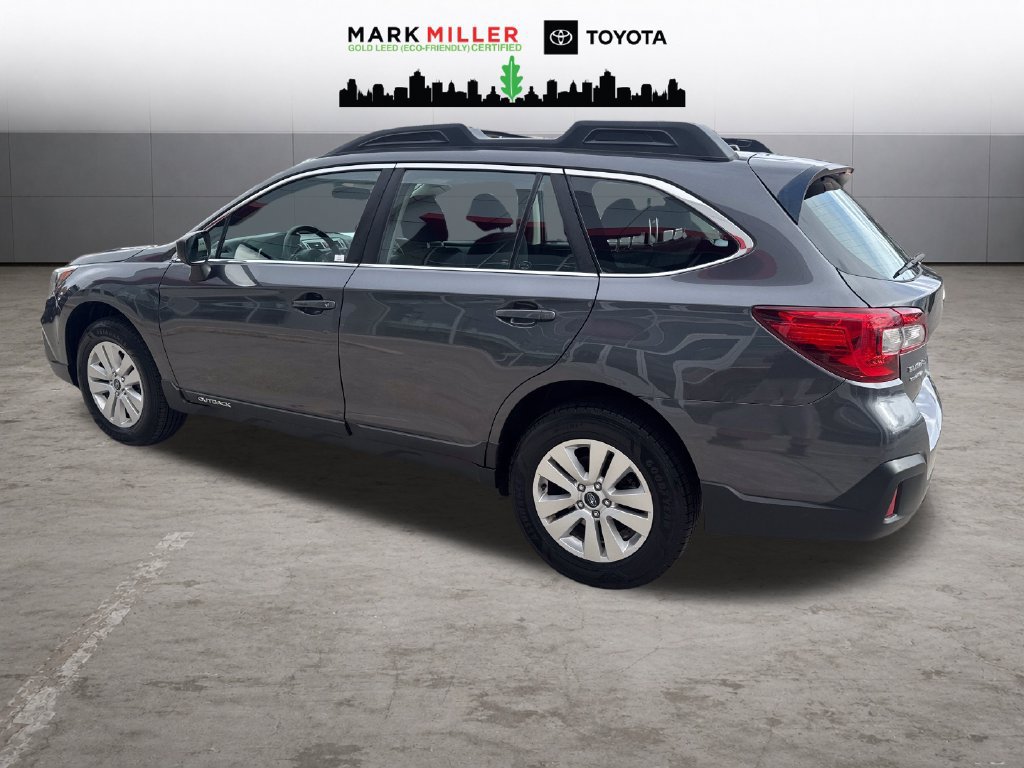 Used 2019 Subaru Outback 2.5i AWD/4WD image 3