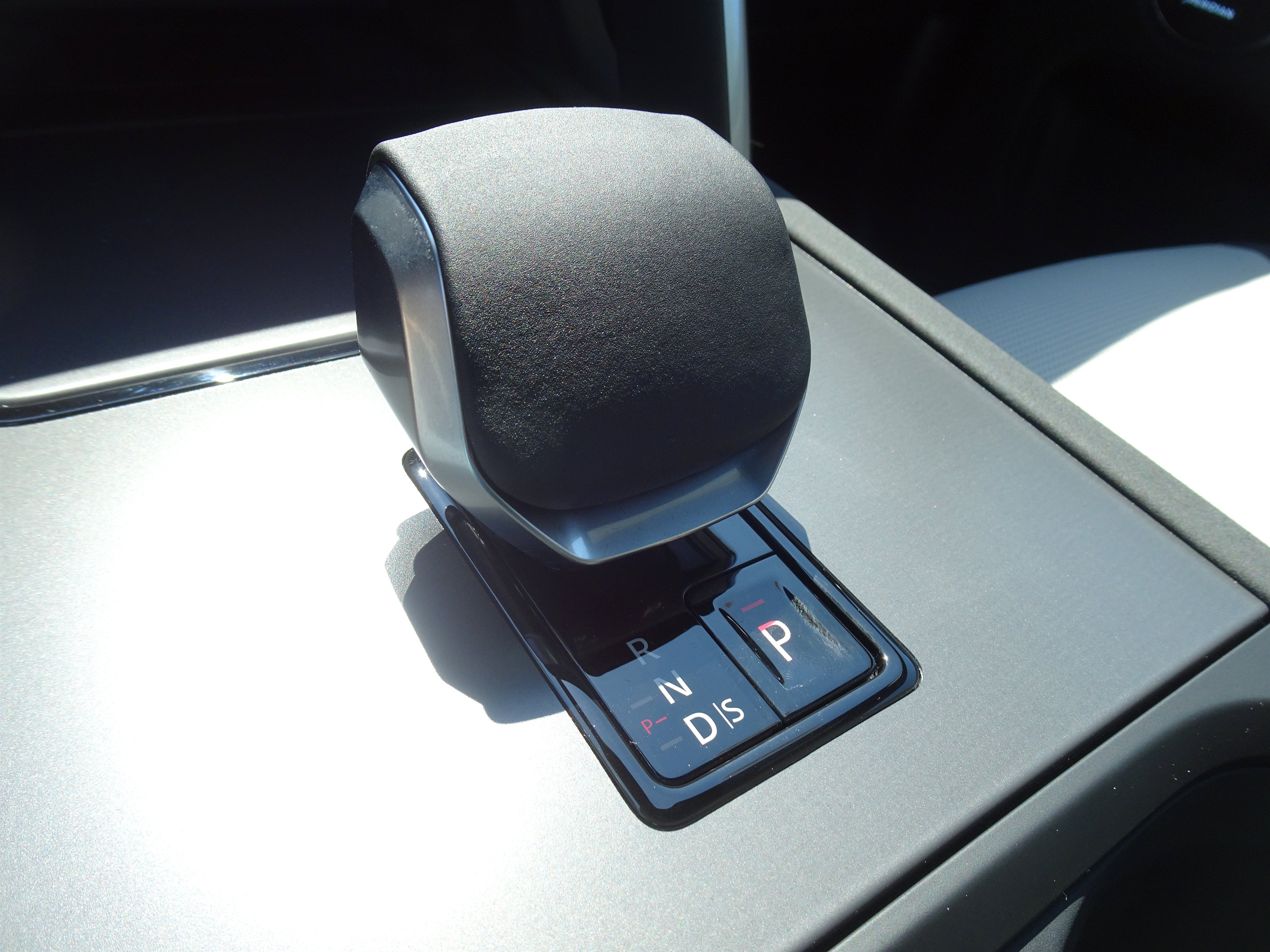 New 2026 Land Rover Discovery Sport Landmark AWD/4WD image 20