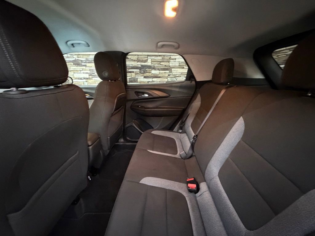 Used 2023 Chevrolet TrailBlazer LT w/ Convenience Package image 28