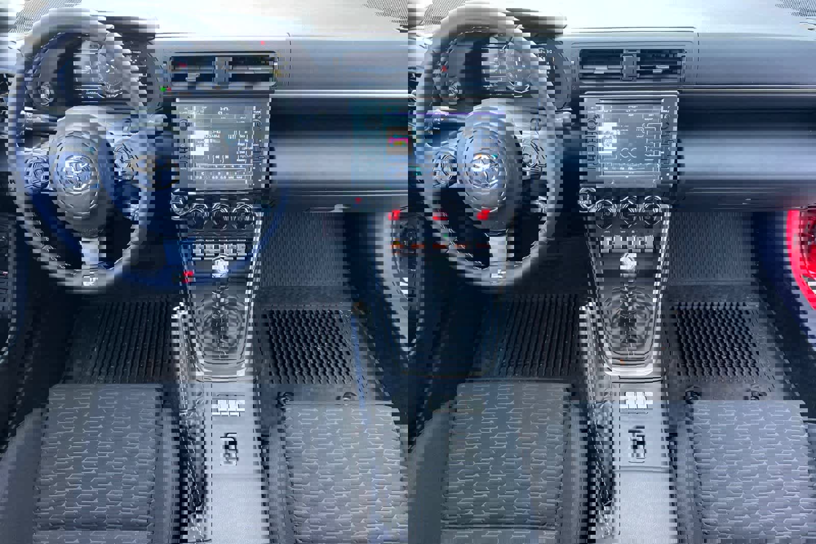 Used 2025 Toyota GR86 w/ ALL Weather Mat Package (TMS) image 4