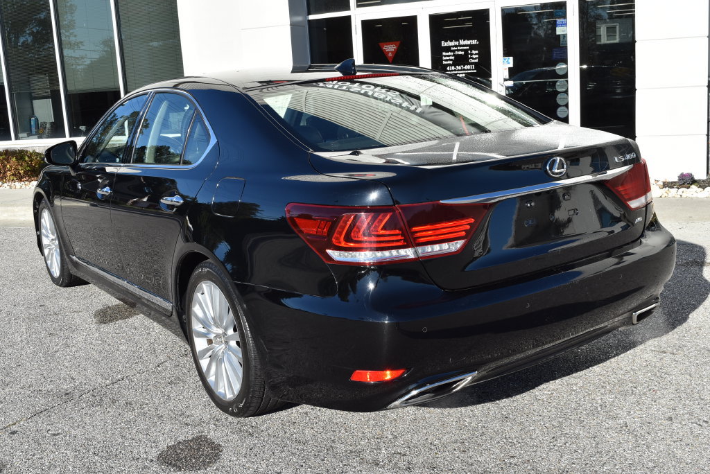 Used 2017 Lexus LS 460 AWD w/ Comfort Package image 5
