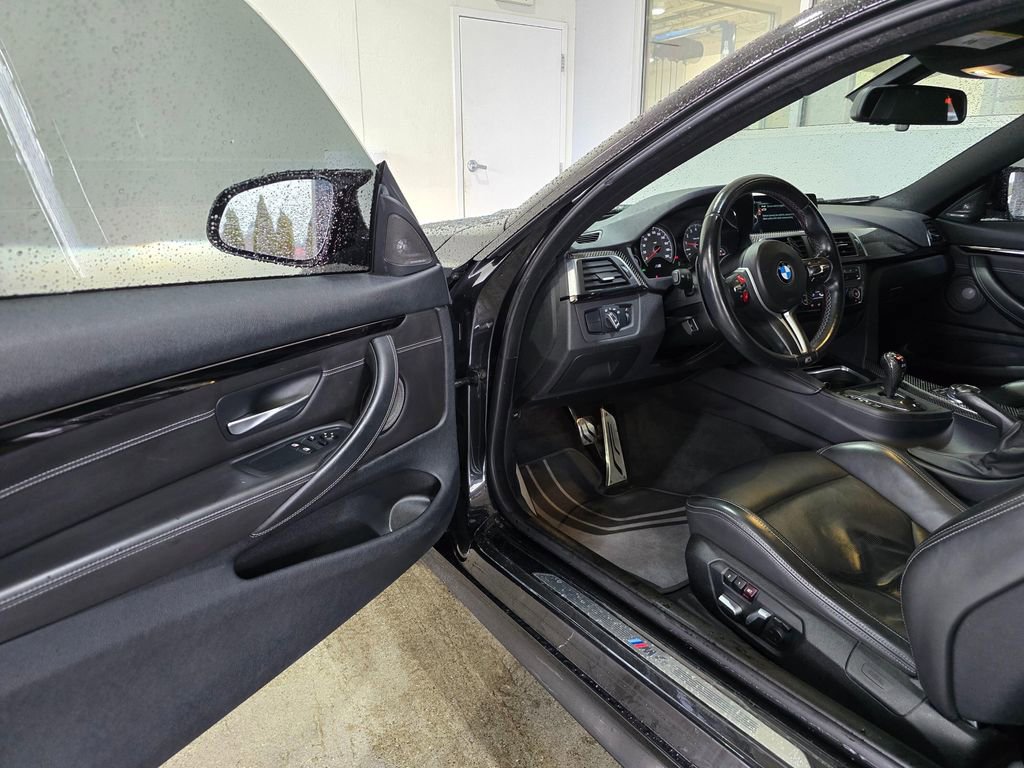 Used 2016 BMW M4 Coupe RWD image 22