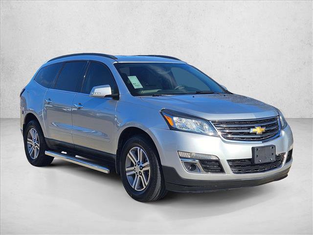 Used 2015 Chevrolet Traverse LT image 3