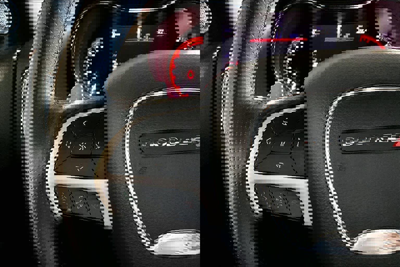 Used 2017 Dodge Durango R/T w/ Technology Group image 22