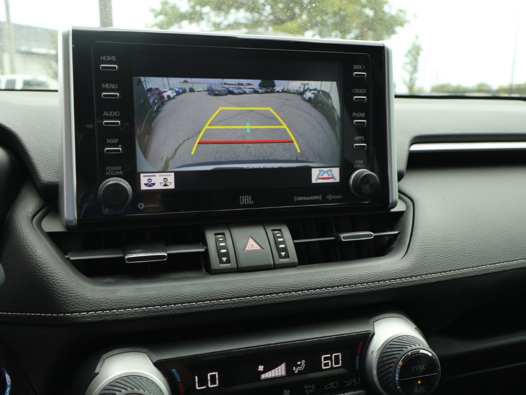 Used 2020 Toyota RAV4 XLE Premium FWD image 42