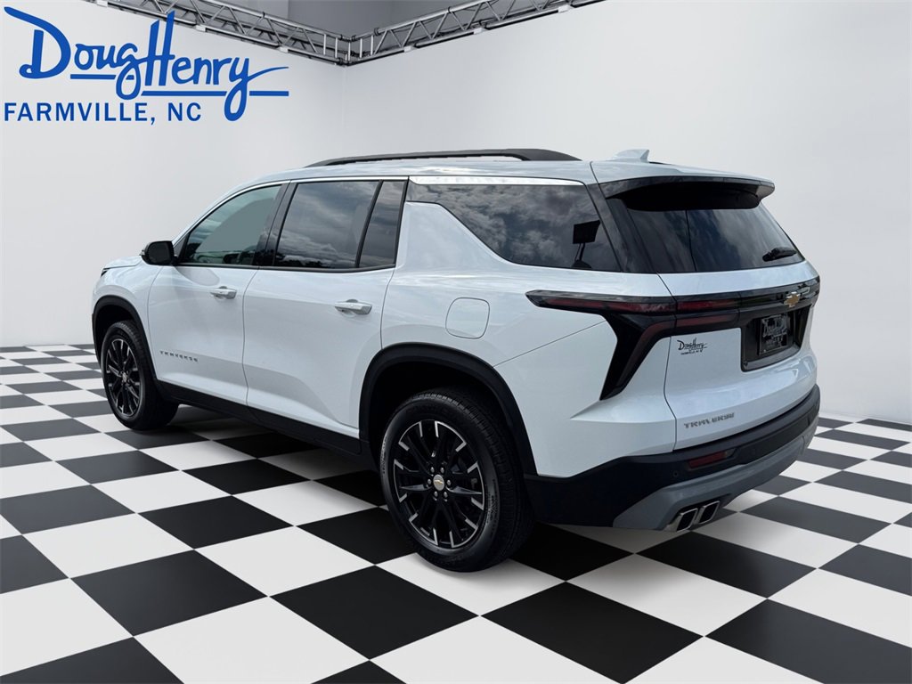New 2026 Chevrolet Traverse LT w/ Sun and Wheel Package image 3