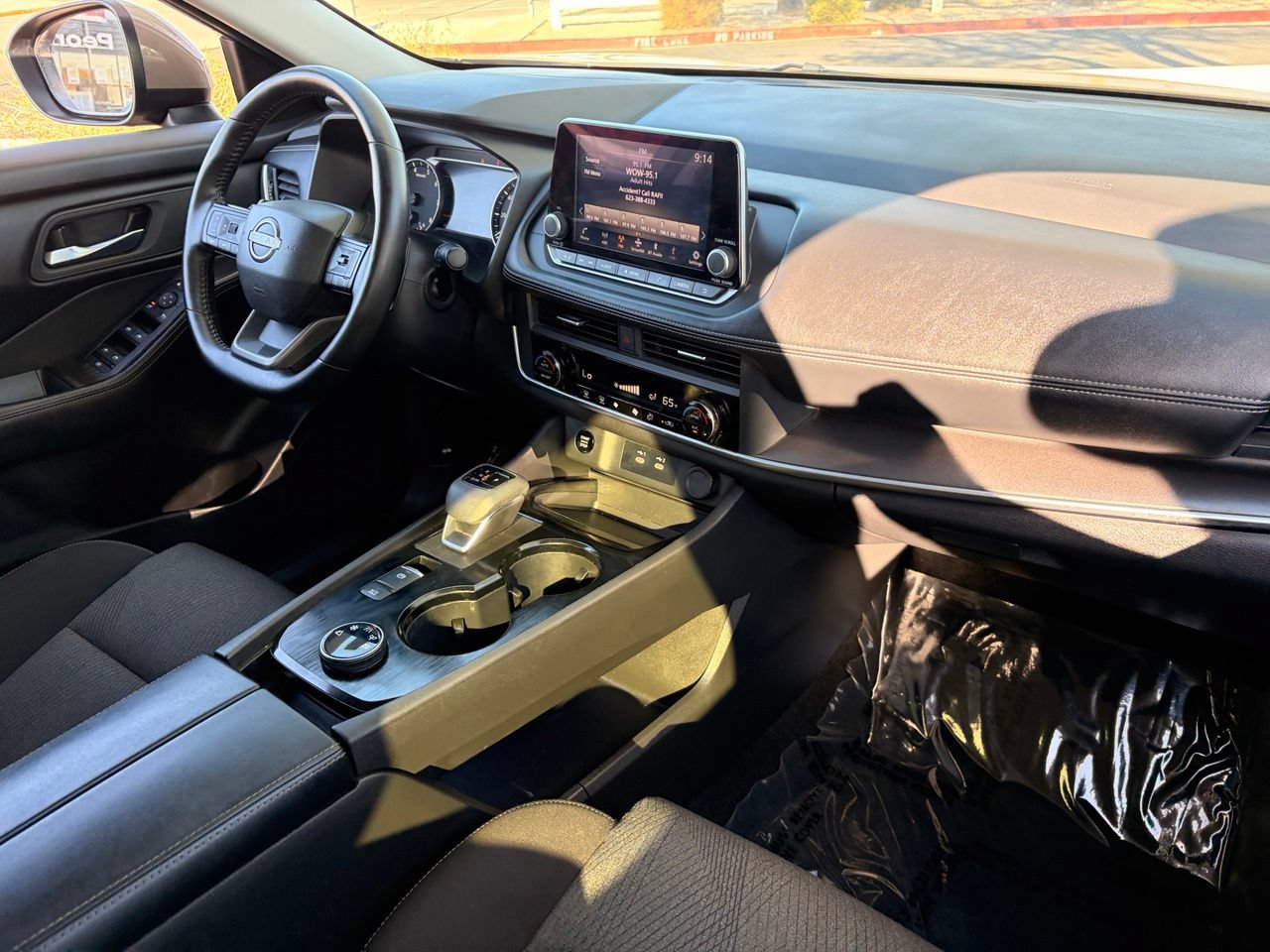 Certified 2025 Nissan Rogue SV AWD/4WD image 13