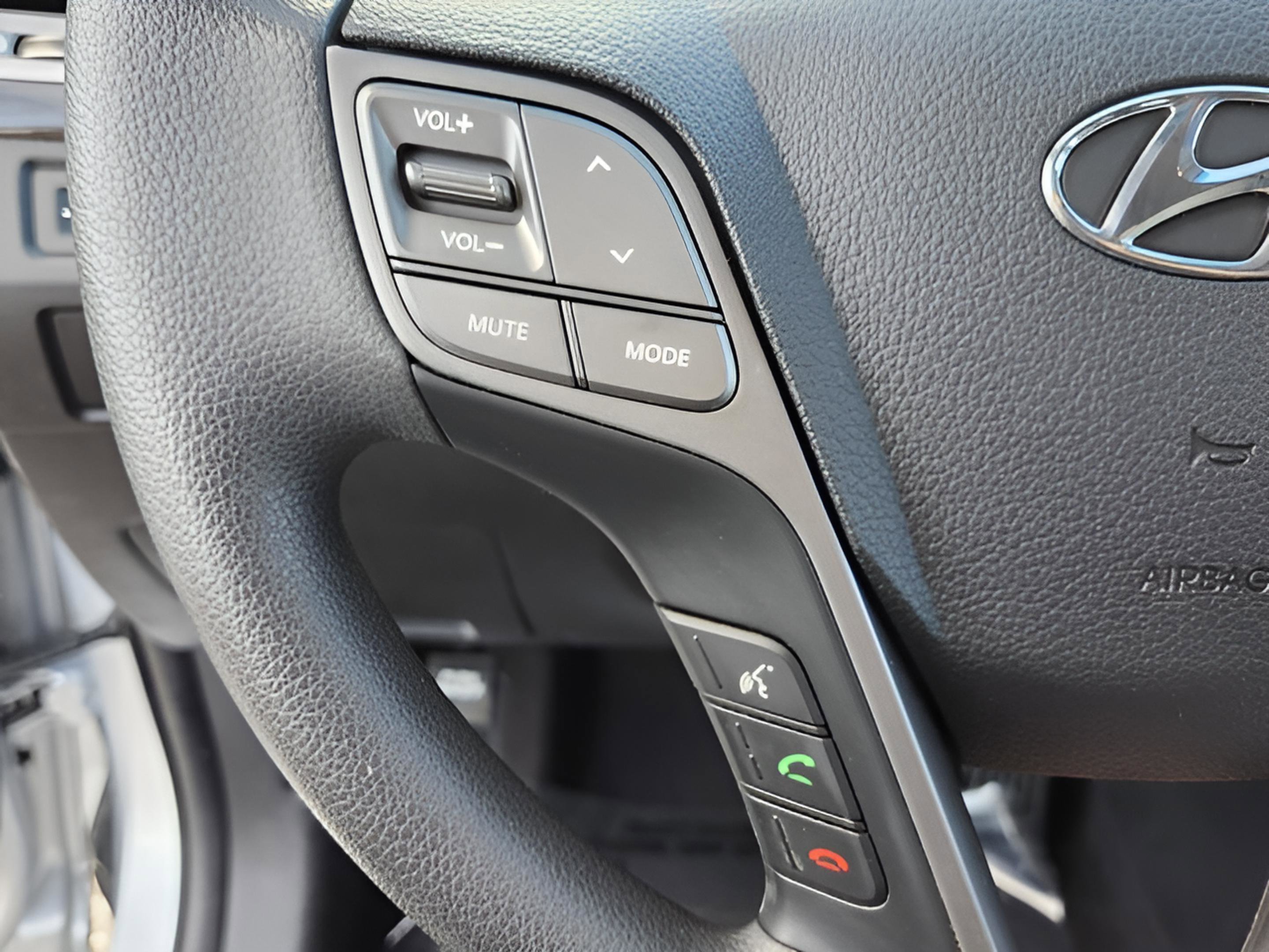 Used 2018 Hyundai Santa Fe Sport image 31