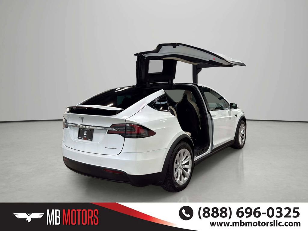 Used 2019 Tesla Model X 75D AWD/4WD image 6