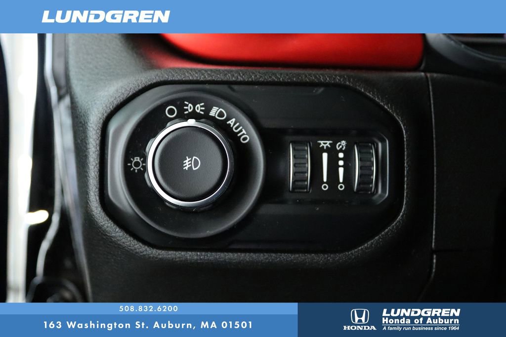 Used 2018 Jeep Wrangler Unlimited Rubicon image 27