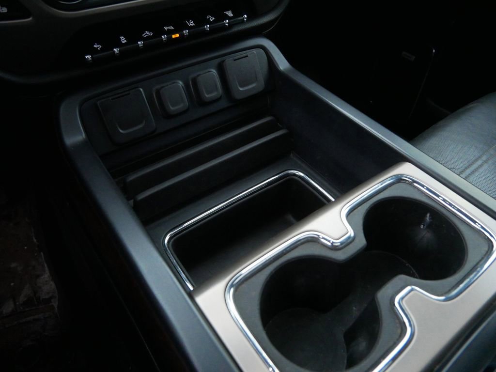 Used 2019 GMC Sierra 2500 Denali w/ Duramax Plus Package image 27