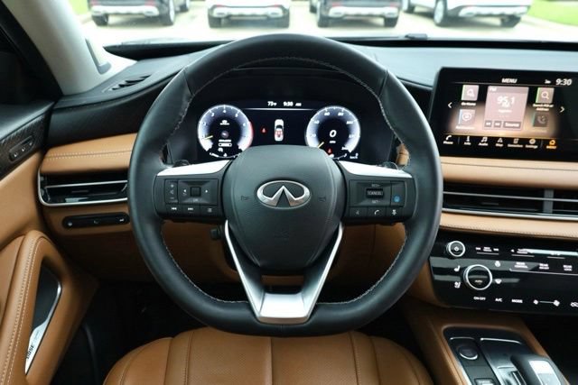 Used 2025 INFINITI QX60 Sensory w/ Vision Package AWD/4WD image 15