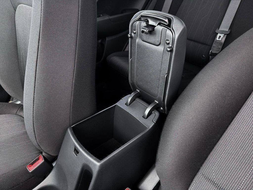 New 2026 Hyundai Venue SE FWD image 18
