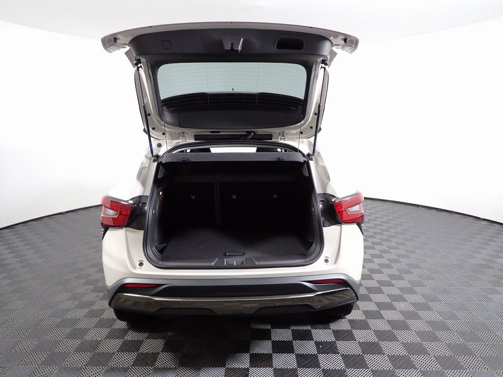 New 2026 Chevrolet Trax ACTIV image 11