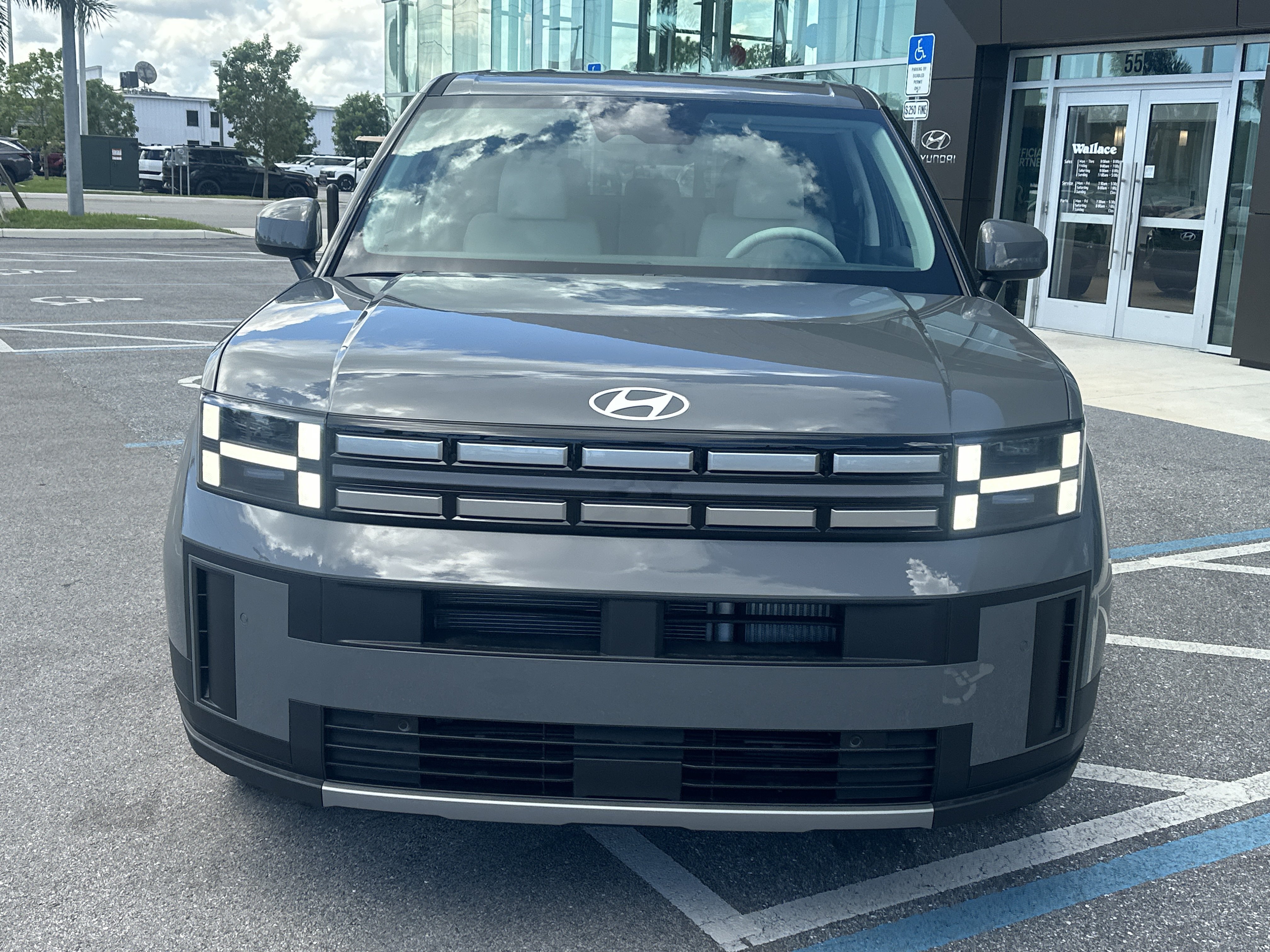 New 2027 Hyundai Santa Fe SE FWD image 3