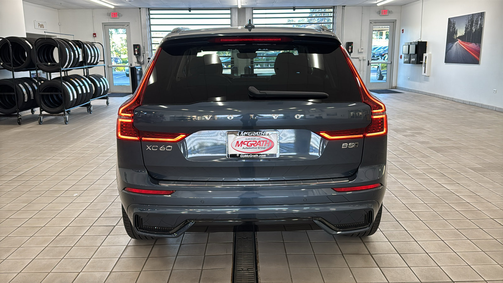 New 2026 Volvo XC60 B5 Ultra w/ Protection Package Premier AWD/4WD image 6