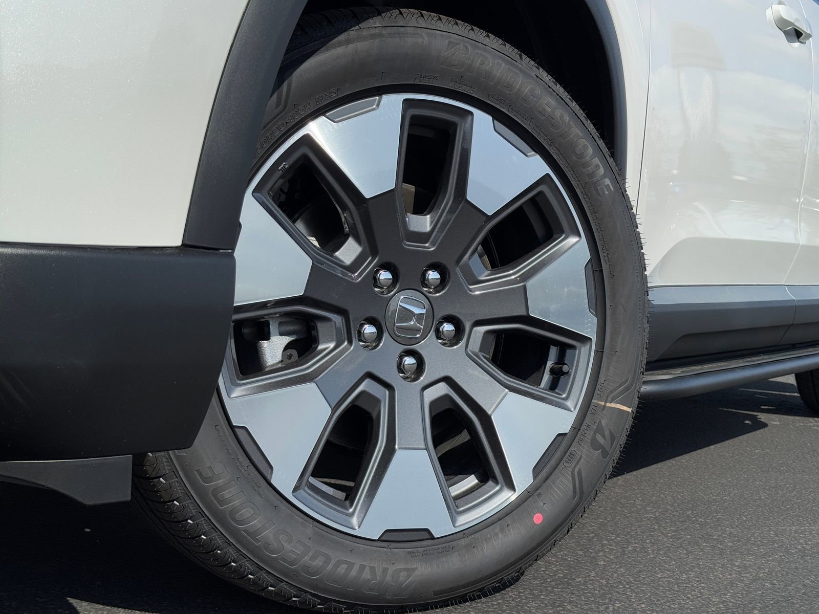New 2026 Honda Pilot Touring image 30