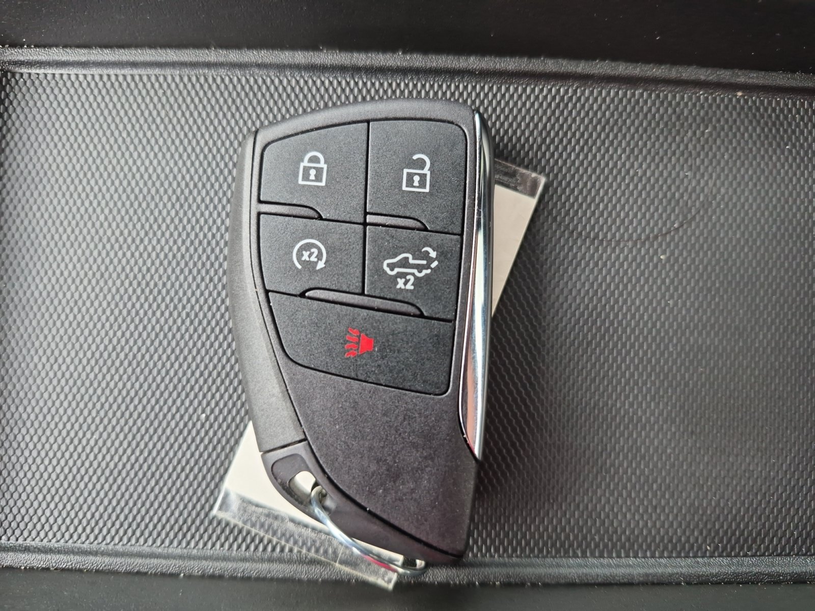 Used 2025 Chevrolet Silverado 1500 Custom RWD image 29