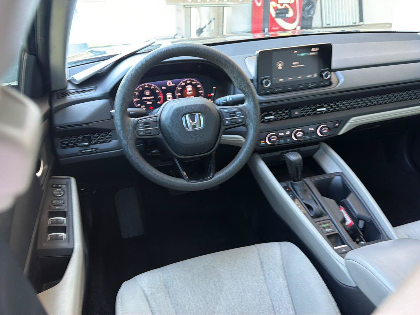 Used 2023 Honda Accord EX image 18