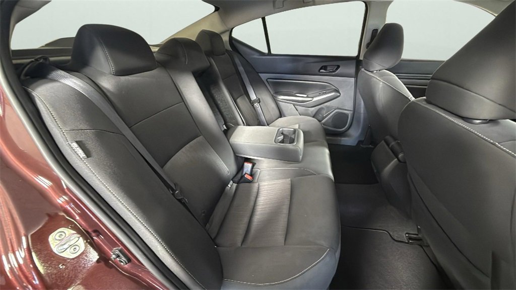 Used 2024 Nissan Altima 2.5 SV image 28