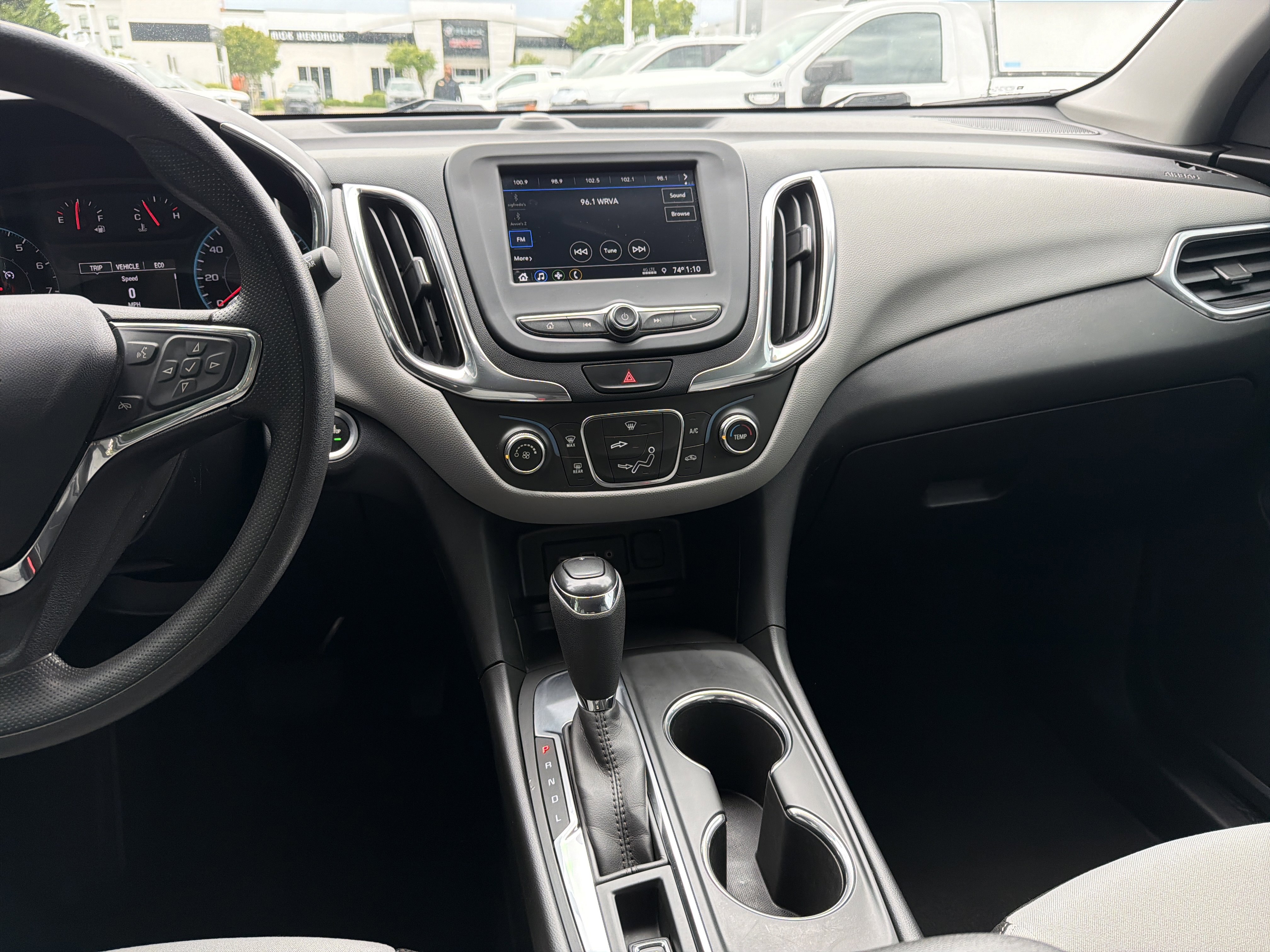 Used 2019 Chevrolet Equinox LS w/ LS Convenience Package FWD image 28