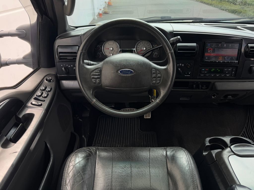 Used 2007 Ford F250 Harley-Davidson AWD/4WD image 13