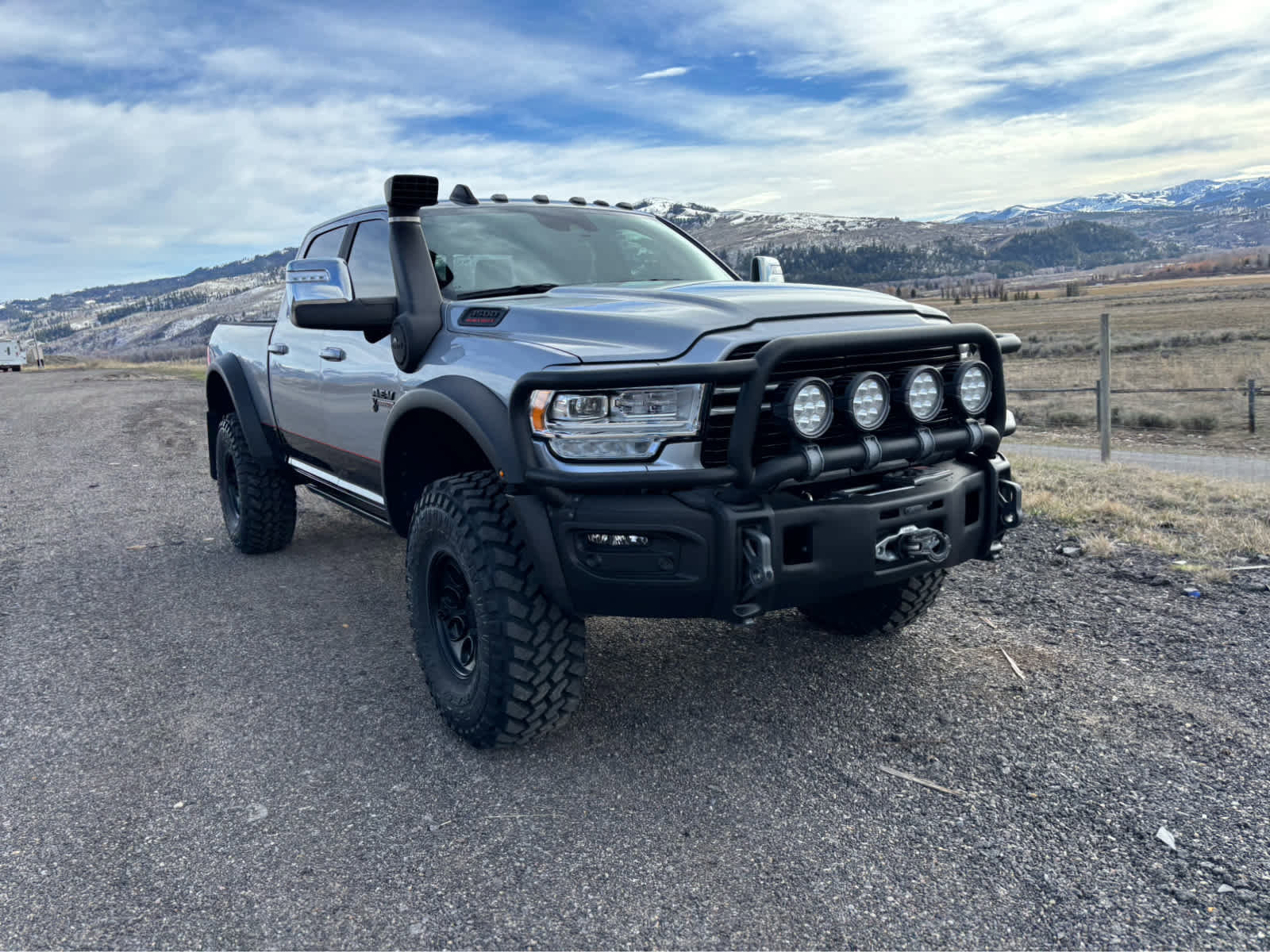 Used 2023 RAM 3500 Limited image 12