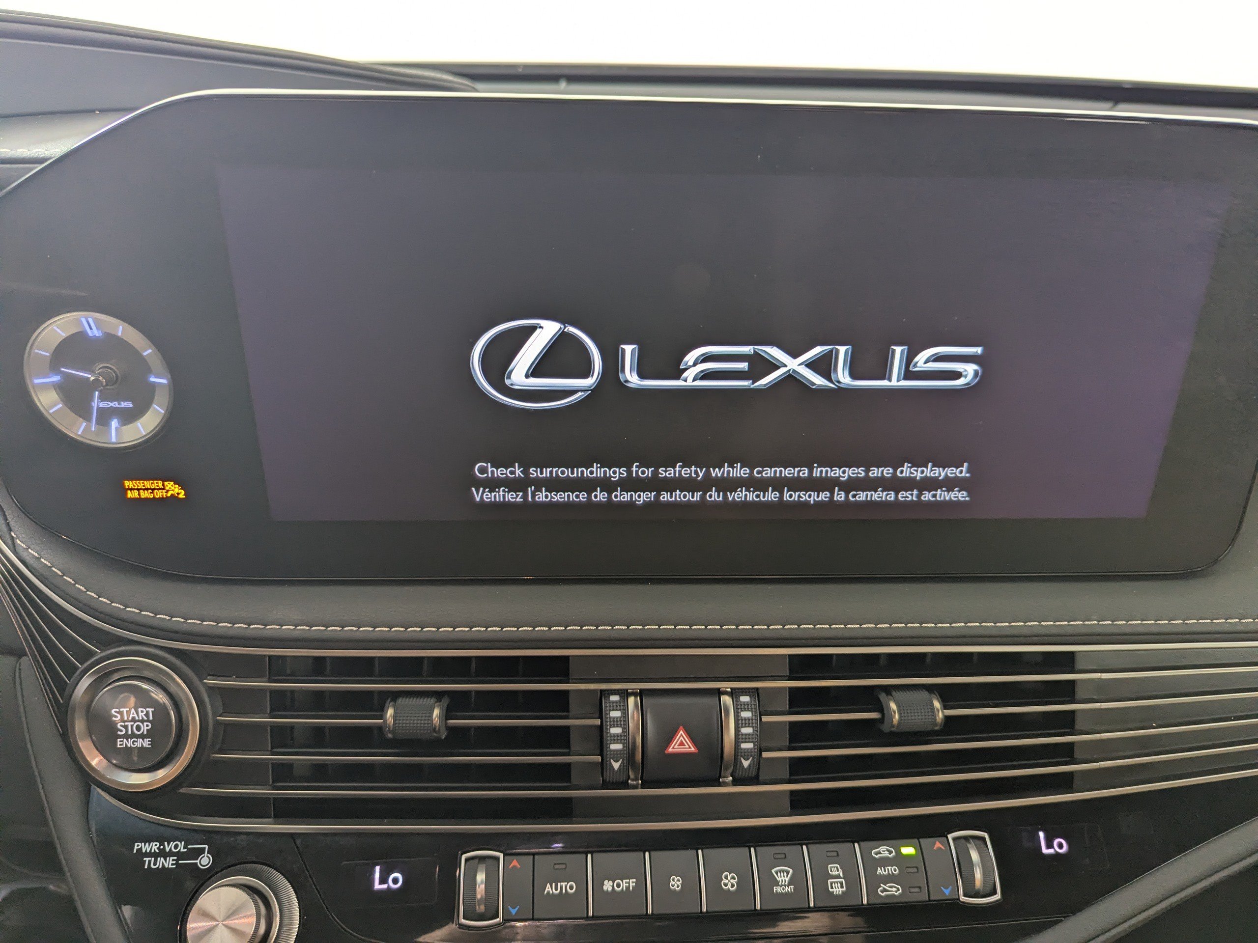 Used 2021 Lexus LS 500 w/ Accessory Package (Z2) RWD image 26