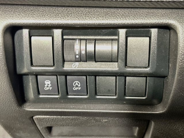 Used 2021 Subaru Crosstrek 2.0i AWD/4WD image 10