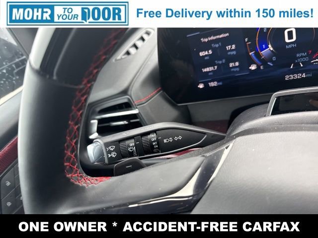 Used 2025 Chevrolet Traverse RS image 12