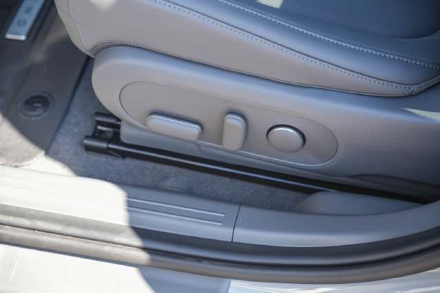 New 2026 Hyundai Ioniq 5 SEL RWD image 24