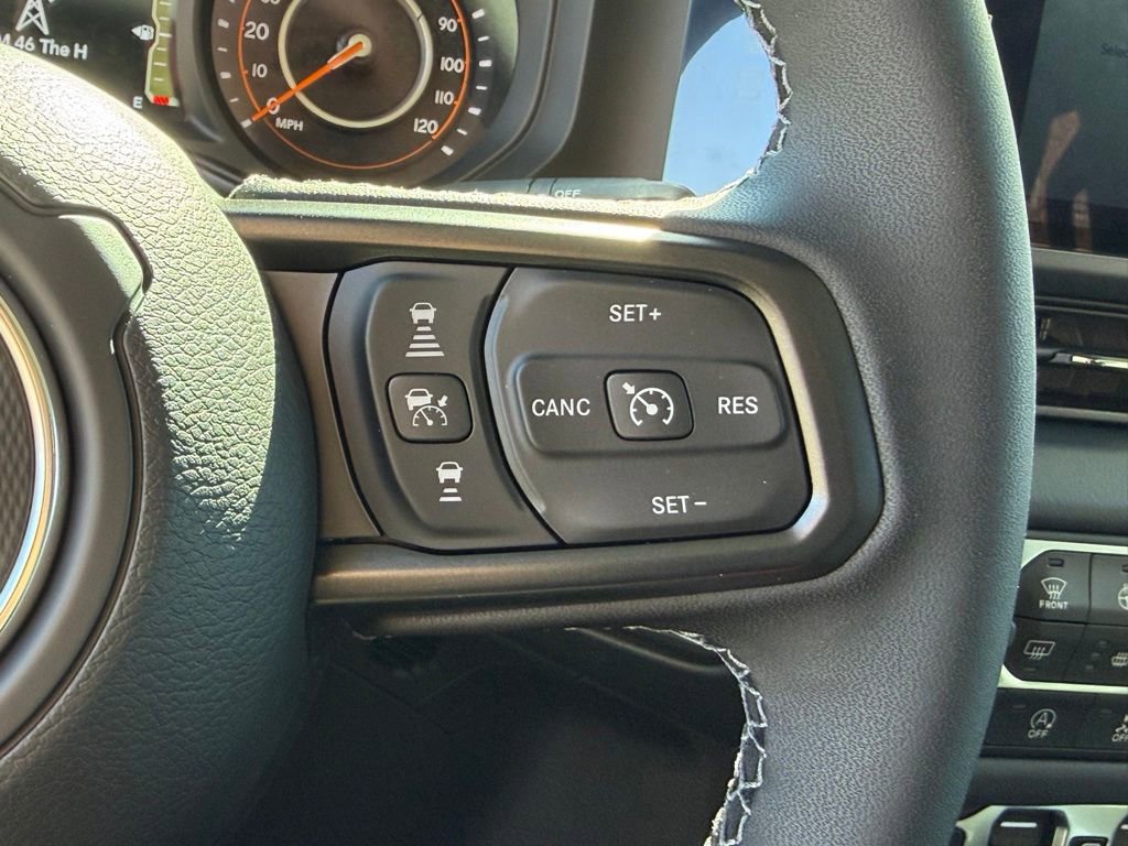New 2026 Jeep Gladiator Sport AWD/4WD image 17
