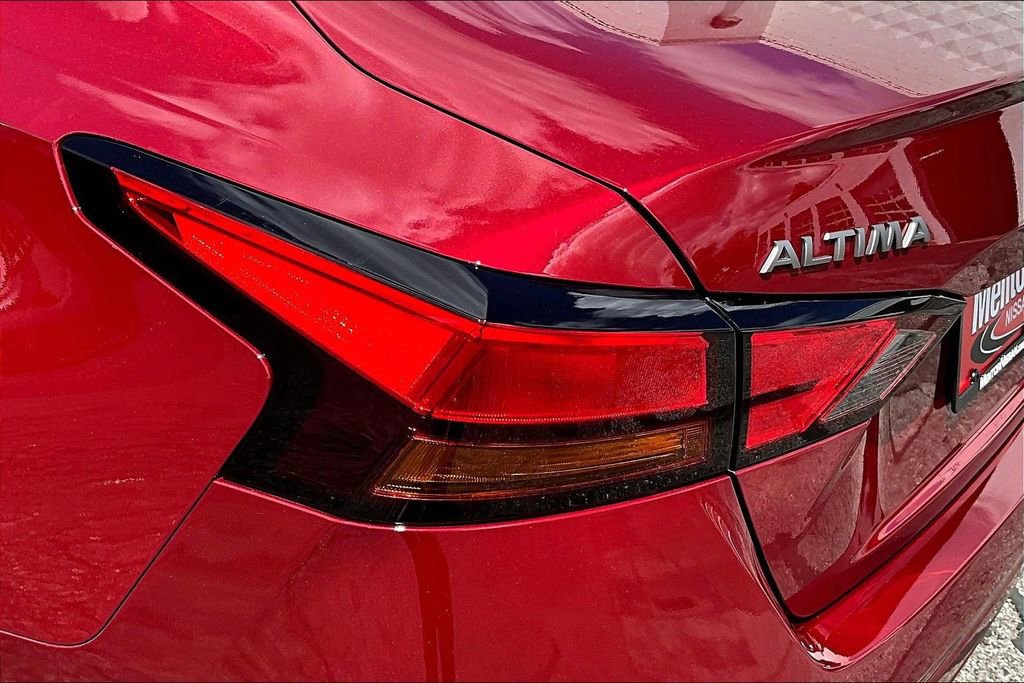 Certified 2024 Nissan Altima 2.5 SV w/ SV Premium Package AWD/4WD image 23