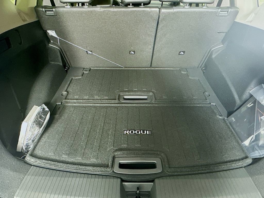 New 2026 Nissan Rogue Platinum w/ Tech Package image 35