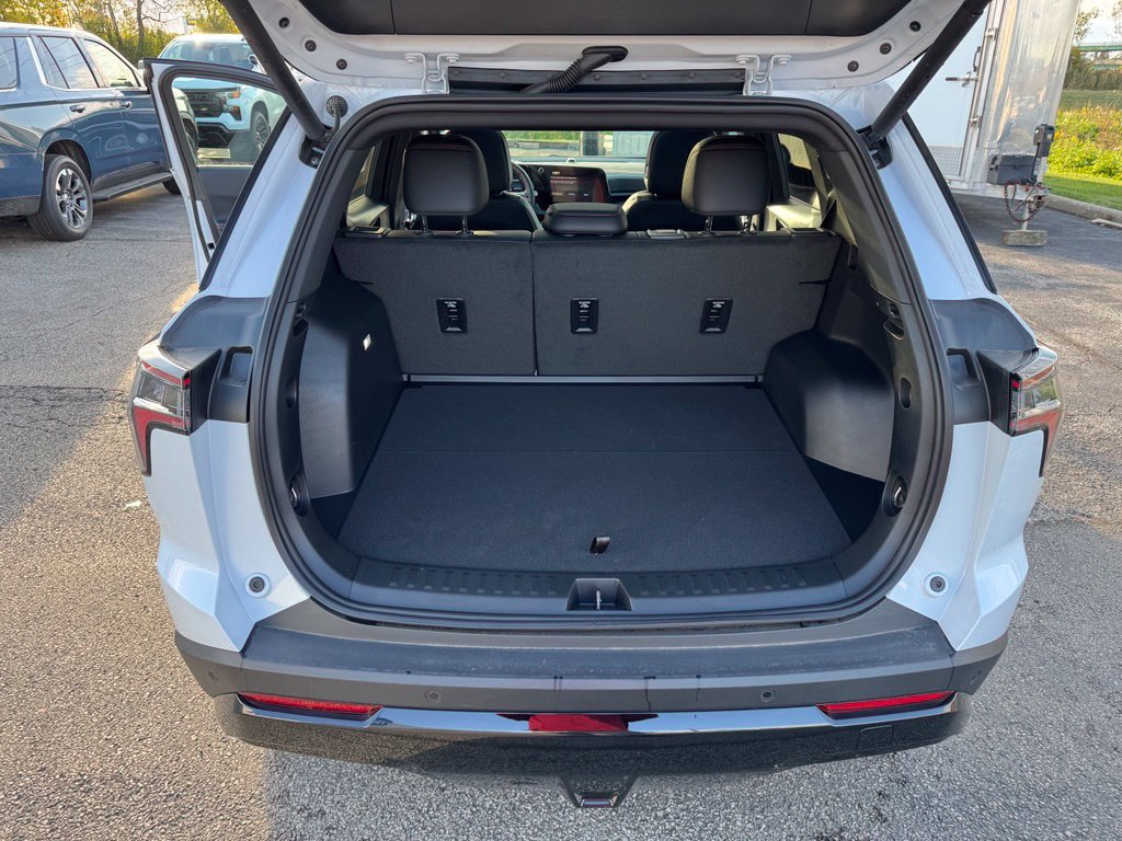 New 2027 Chevrolet Equinox RS w/ Safety and Technology Package AWD/4WD image 26
