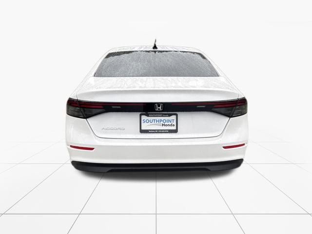 New 2025 Honda Accord SE image 7