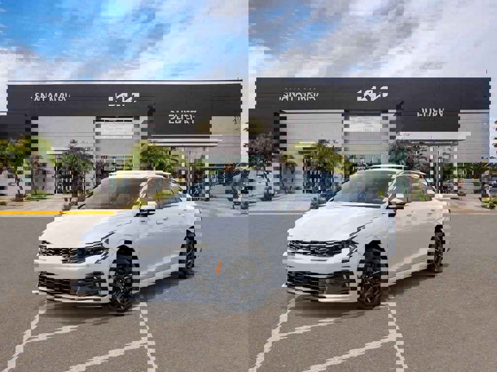 New 2026 Kia K5 LXS