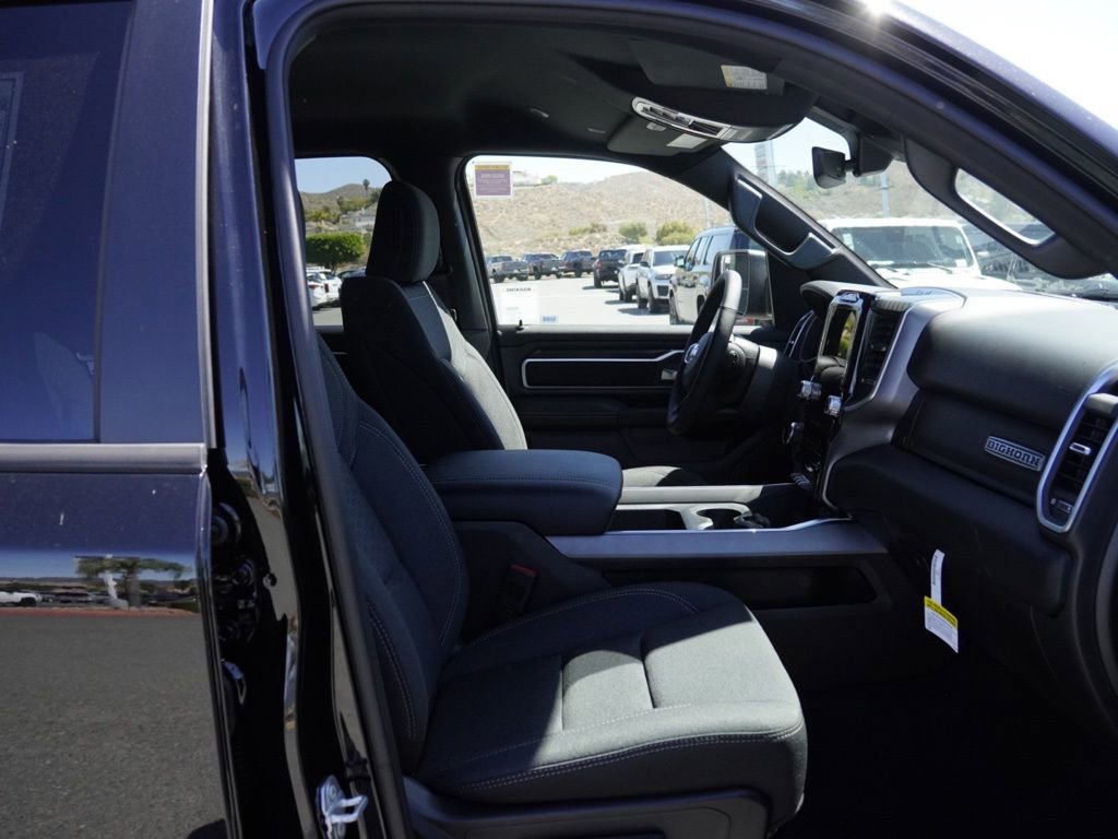 New 2026 RAM 1500 4x4 Crew Cab image 22