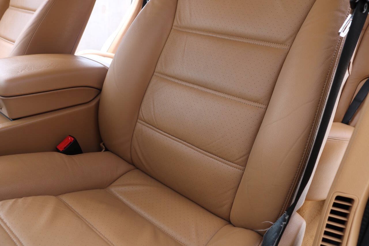 Used 2008 Porsche Cayenne AWD/4WD image 12