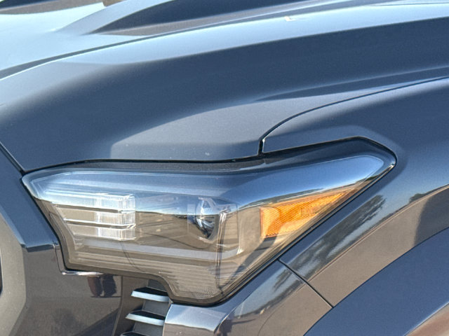 Used 2024 Toyota Tacoma TRD Sport AWD/4WD image 4