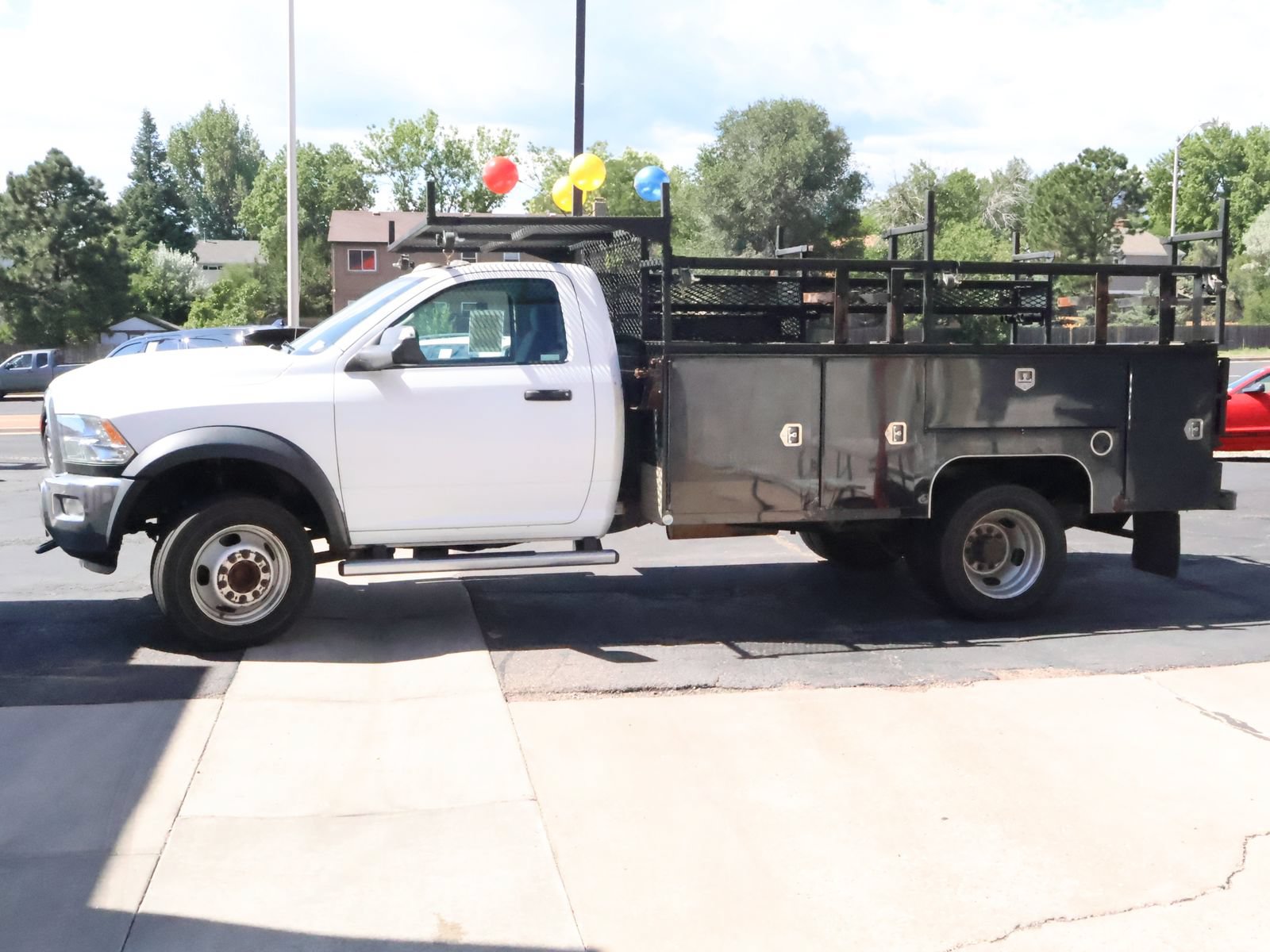 Used 2018 RAM 5500 Tradesman w/ Payload Upgrade Package AWD/4WD image 8